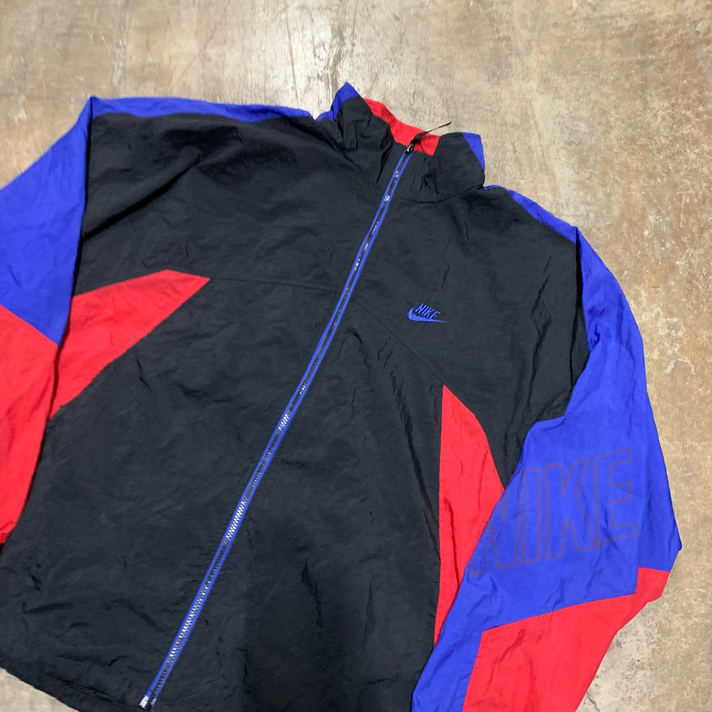 Nike Windbreaker Blk & Purp (X-Large)