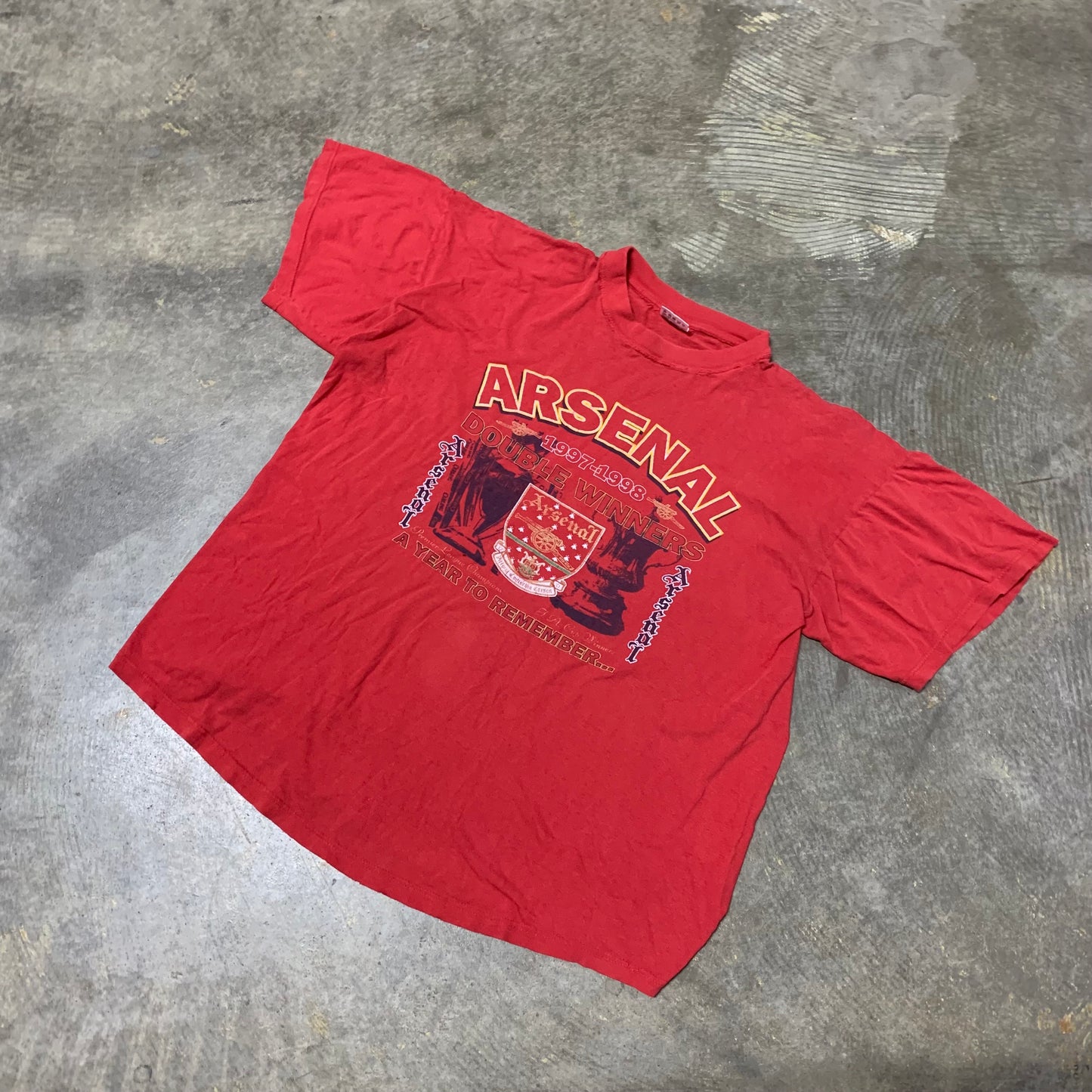 Arsenal 90’s Soccer Tee (Large-ish)