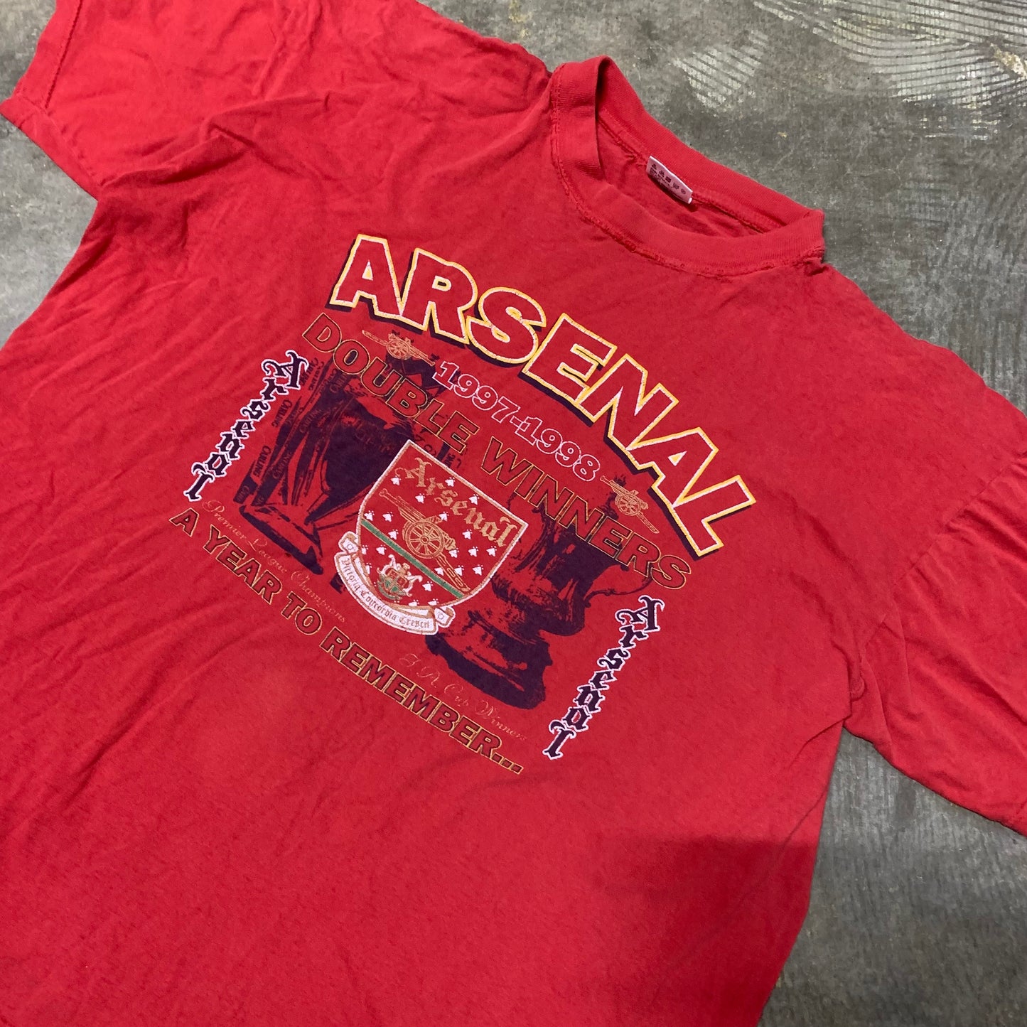 Arsenal 90’s Soccer Tee (Large-ish)