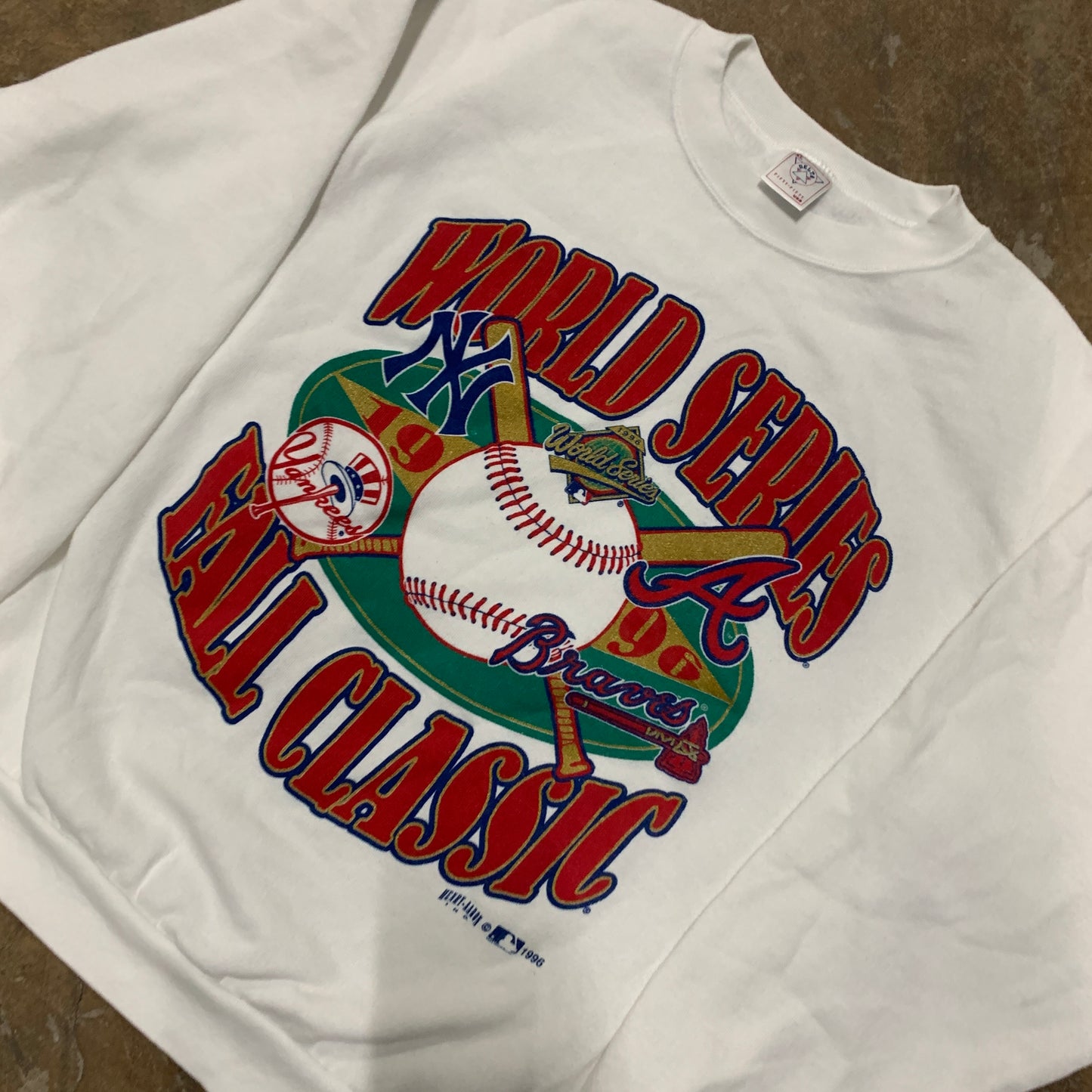 World Series 96’ Wht Sweatshirt (X-Large)