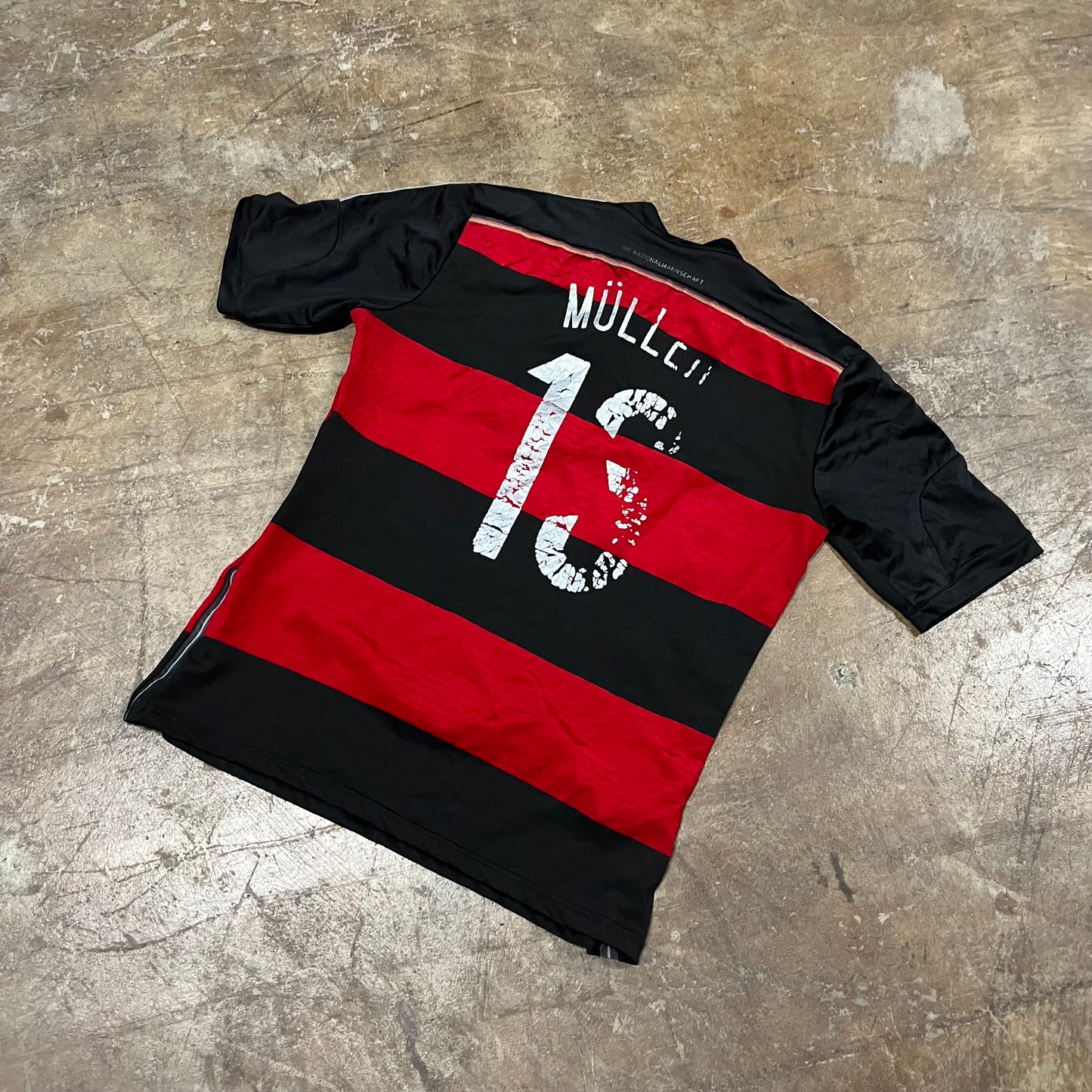 Deutscher Muller Soccer Jersey (Largish)