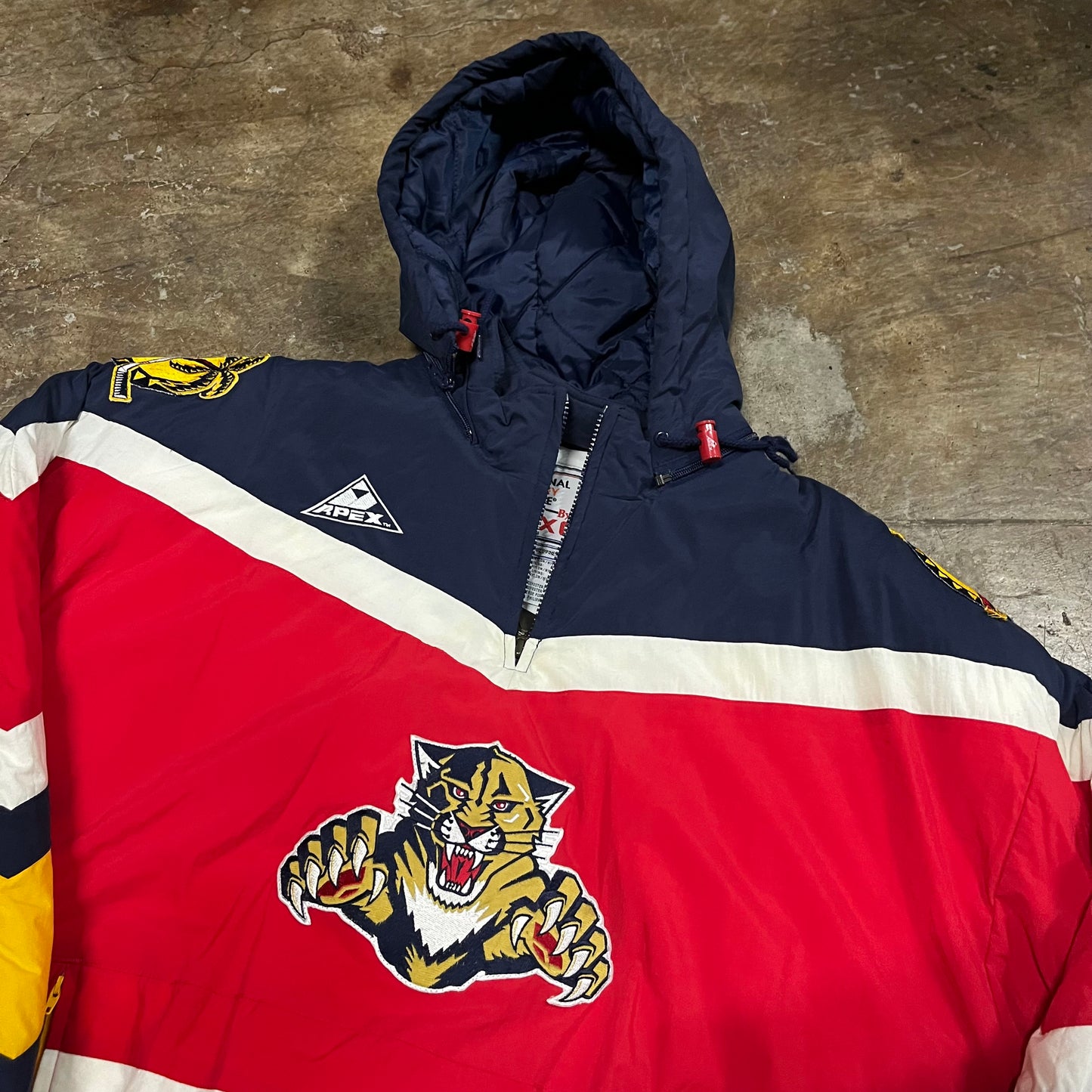 Apex Florida Panthers Puffer Jacket (X-Large)