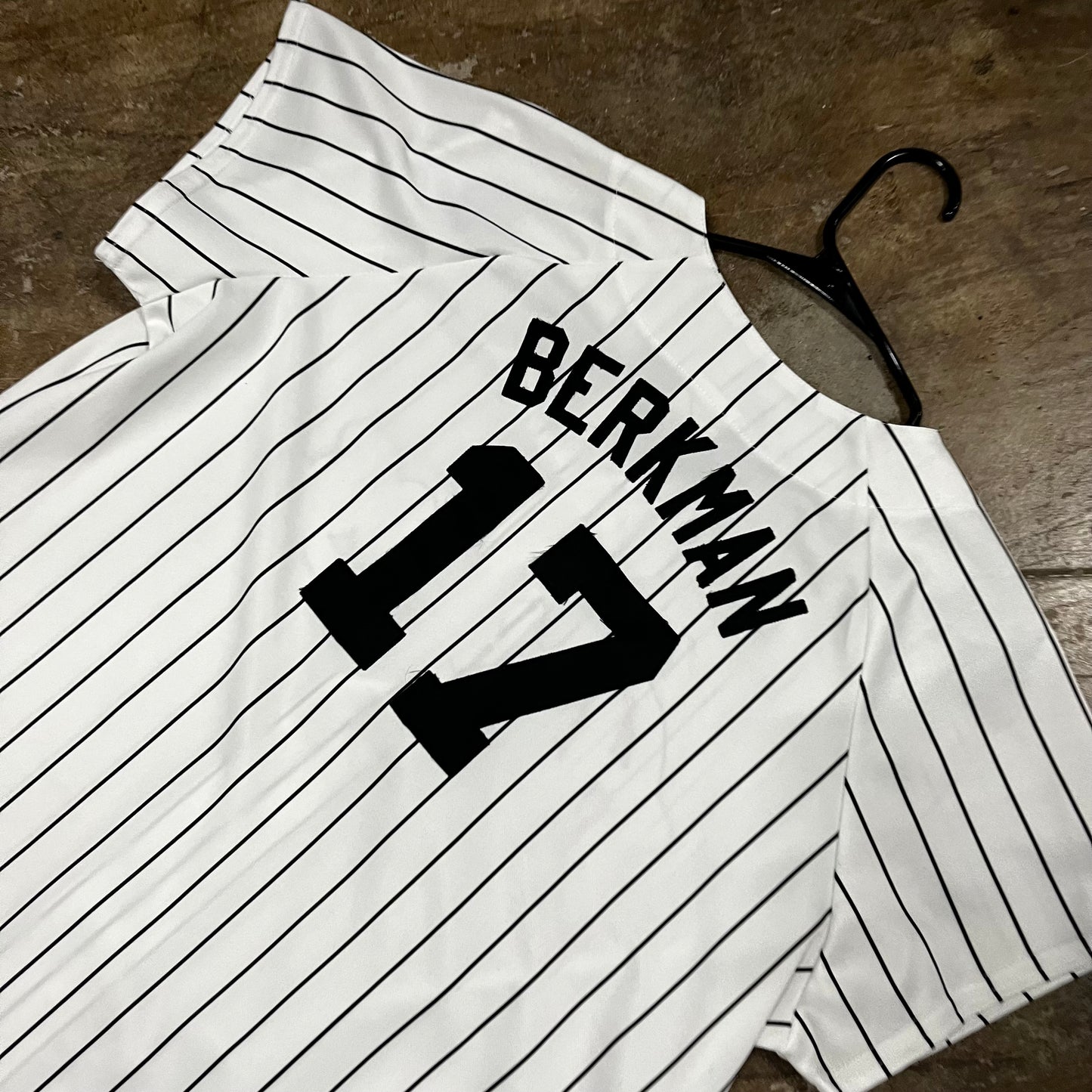 Astros Berkman Pin Striped Jersey (X-Large)