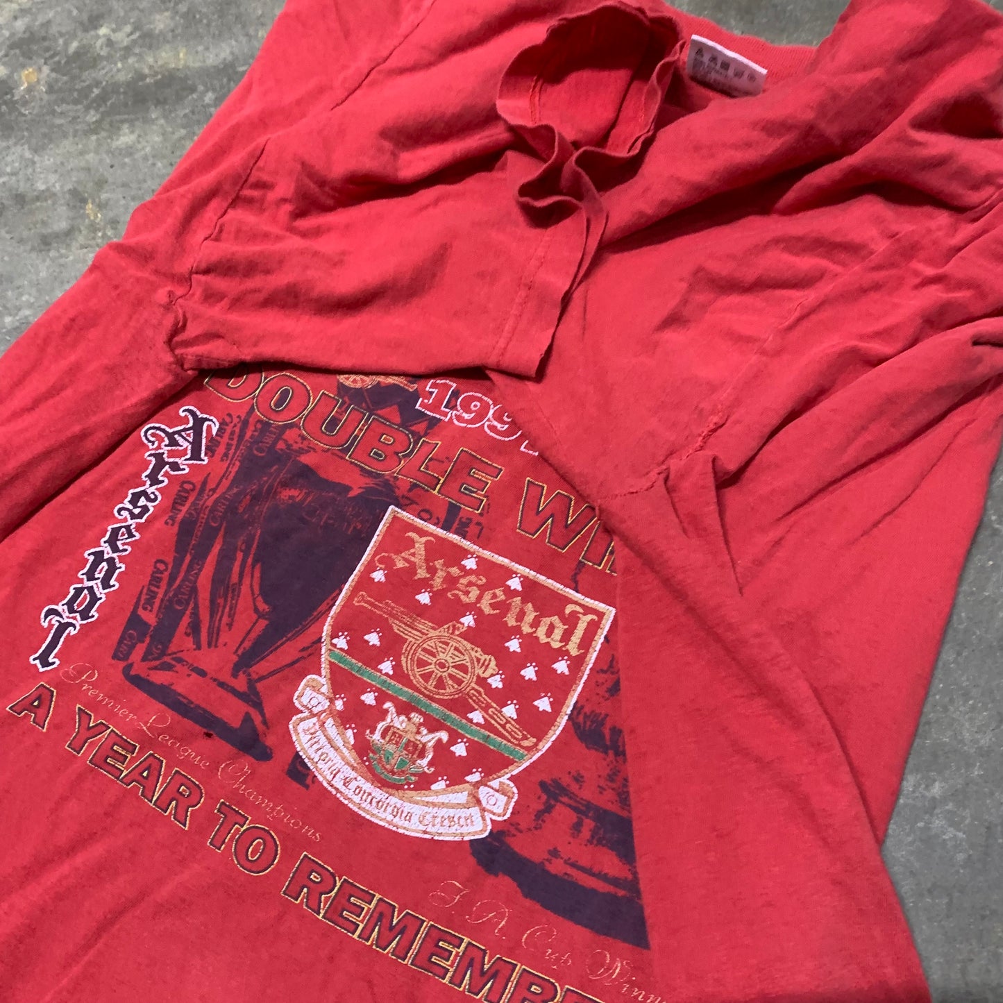 Arsenal 90’s Soccer Tee (Large-ish)